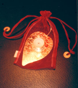 Leaf candle holder